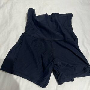 Baobei (now Lovesteady) maternity / postpartum athletic compression shorts.